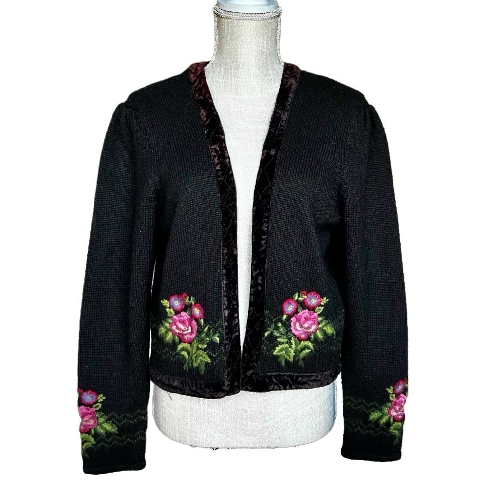 Vintage Illustrations knit sweater 90s embroidered Women Size Medium